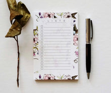 Load image into Gallery viewer, Spring Floral List Pad
