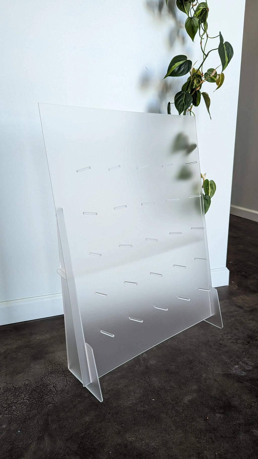 Acrylic Peg Board Display / Donut Wall AALVO