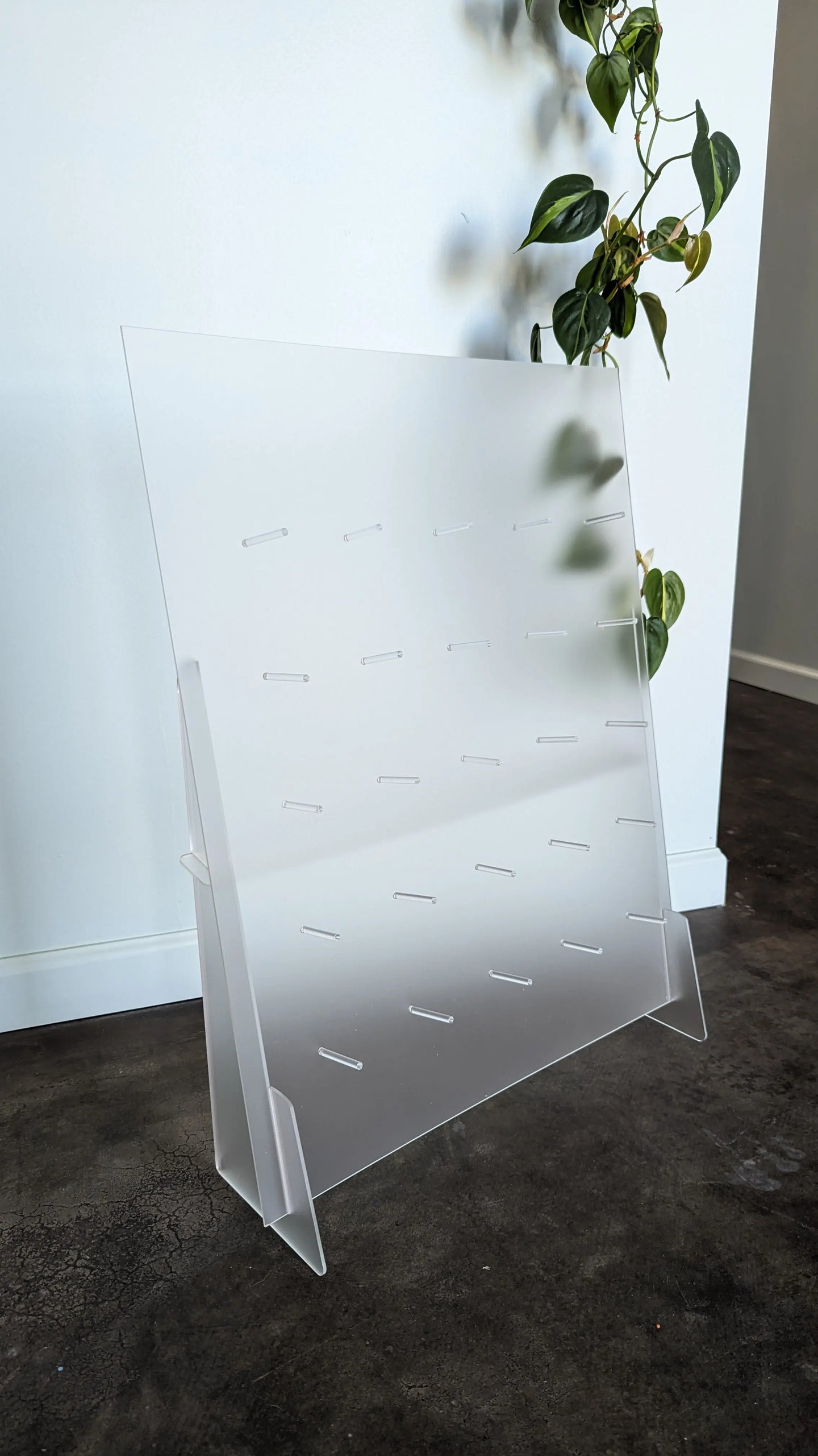 Acrylic Peg Board Display / Donut Wall AALVO