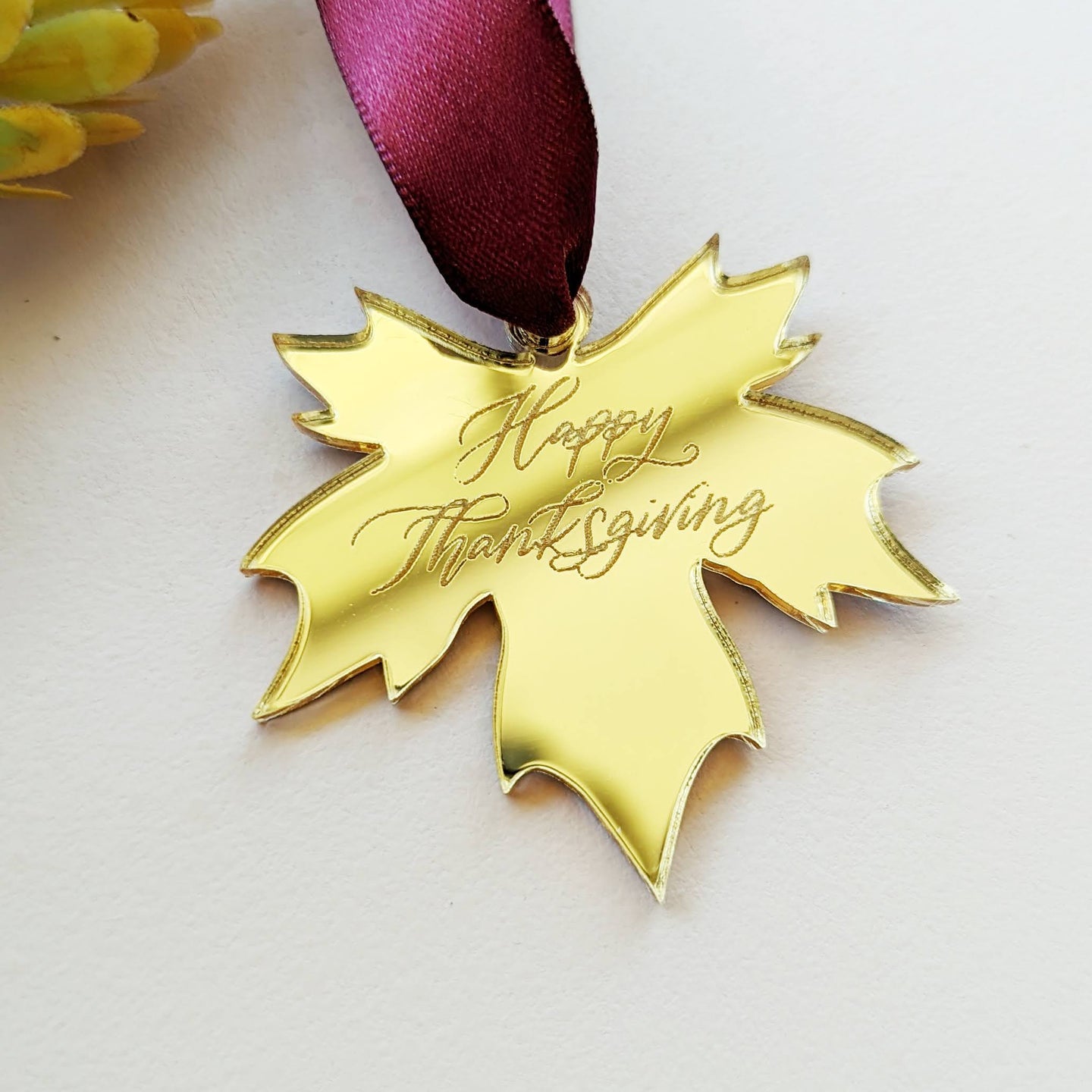 Happy Thanksgiving Acrylic Gift Tags / Maple Leaf