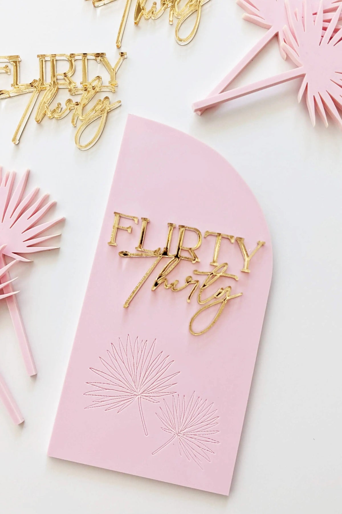 Boho Chic "Flirty Thirty" Arch Cake Plaque / Cake Topper AALVO
